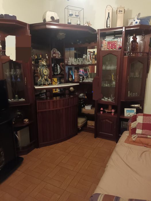 Vendo bar de madeira