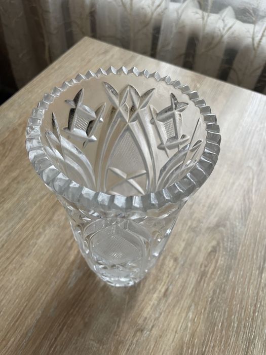 Кришталева ваза