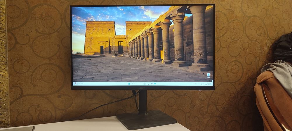 Монітор msi md271p