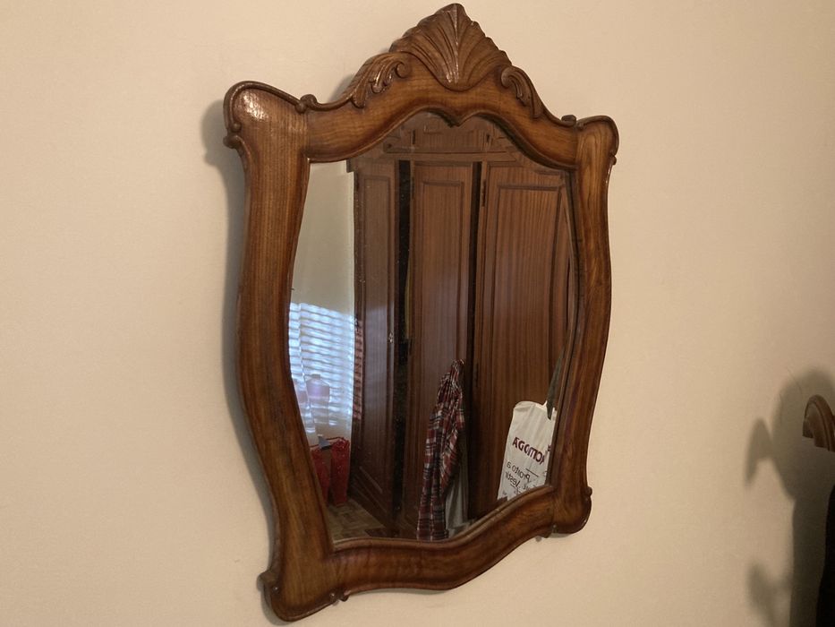 Espelho Vintage em madeira