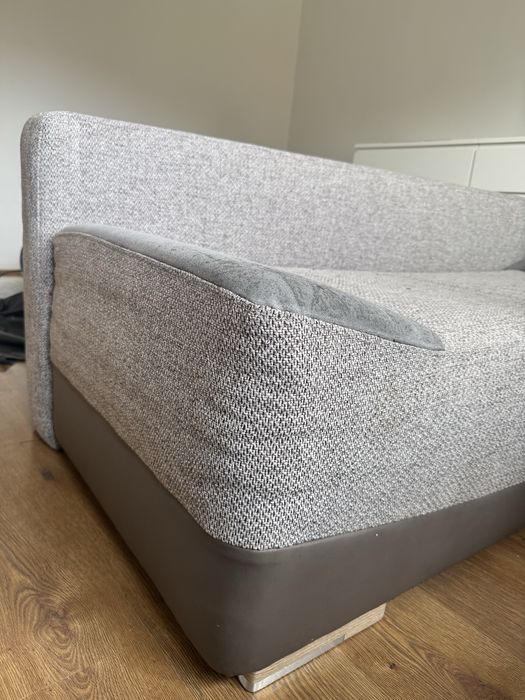 Kanapa rozkladana/ łóżko / Sofa / wersalka