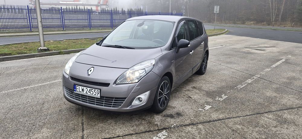 Renault Grand Scenic Bose 1.9DCI