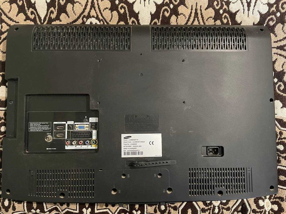 Телевізор SAMSUNG LE26B350F1W  ---  26 дюймів