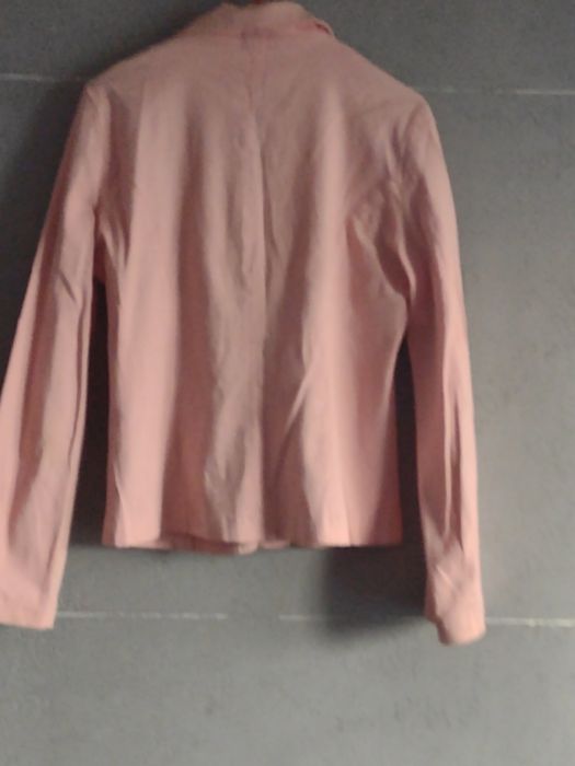 Damski różowy żakiecik