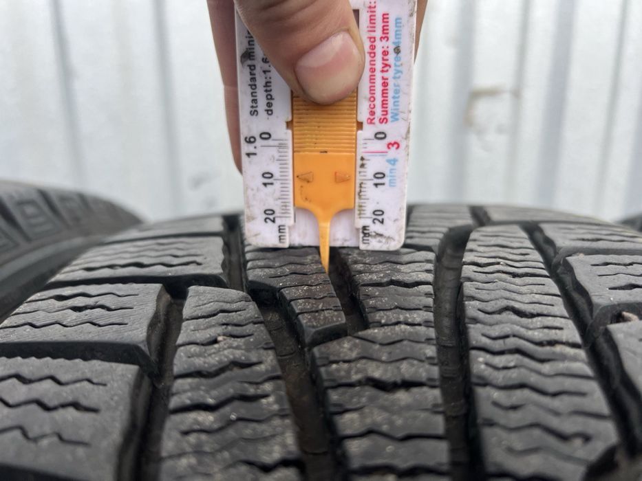 Продам Б/У шини Kumho 205/60R16 I ZEN KW31