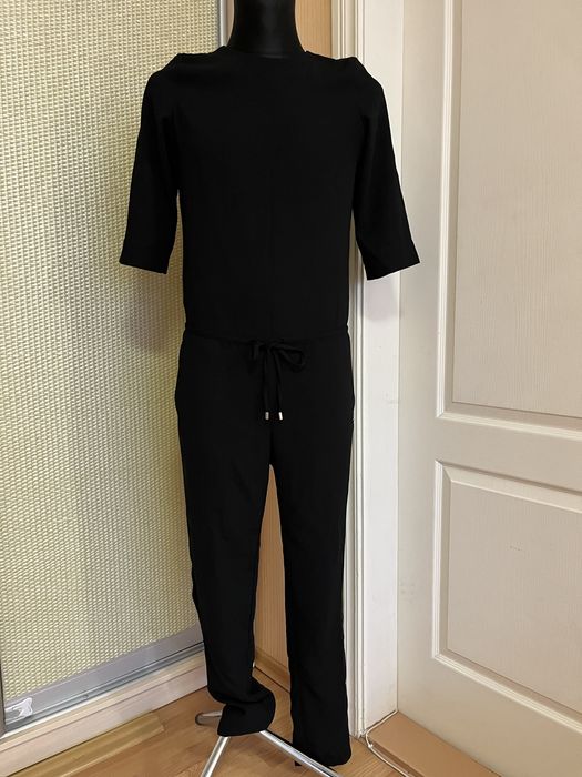 Жіночий комбінезон