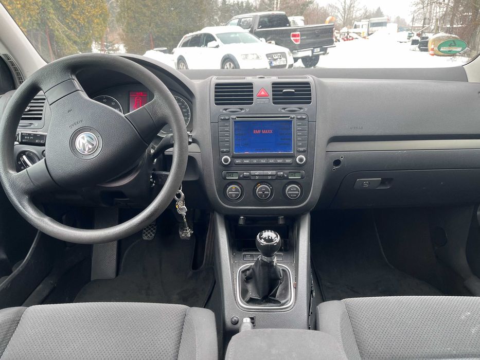 VW GOLLF V 2,0 FSI , 4 drzwi