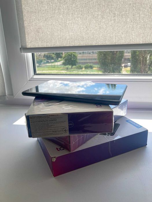 Планшет Lenovo Tab M8 HD 2/32 LTE Iron Grey