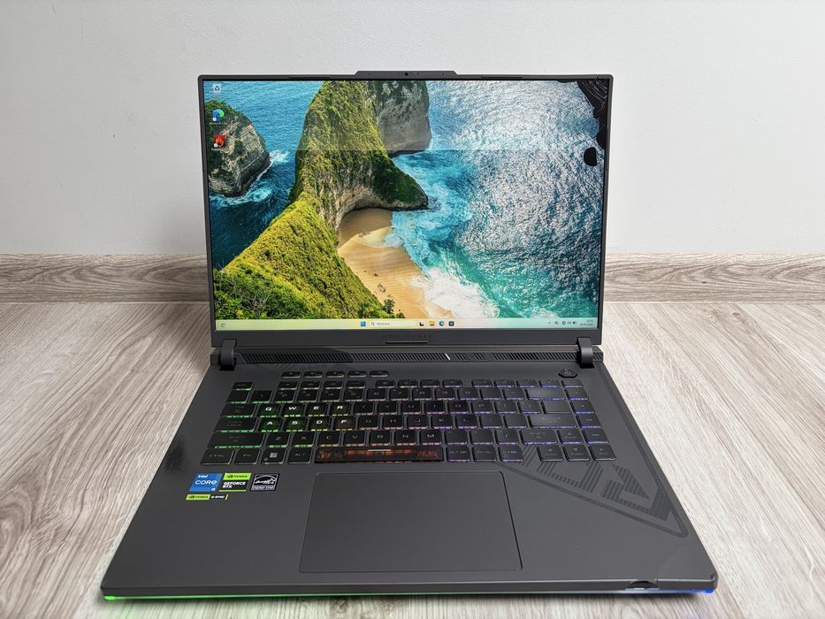ASUS ROG Strix G16 | RTX 4070 | i5-13450HX | 16GB DDR5 | BOX