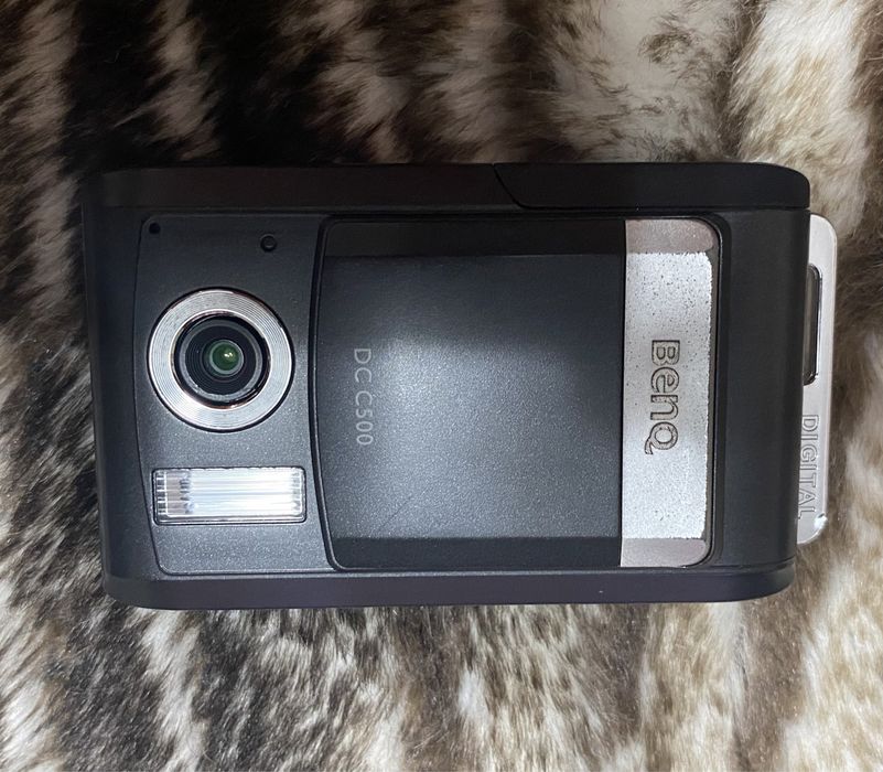 Vendo máquina fotográfica da BENQ