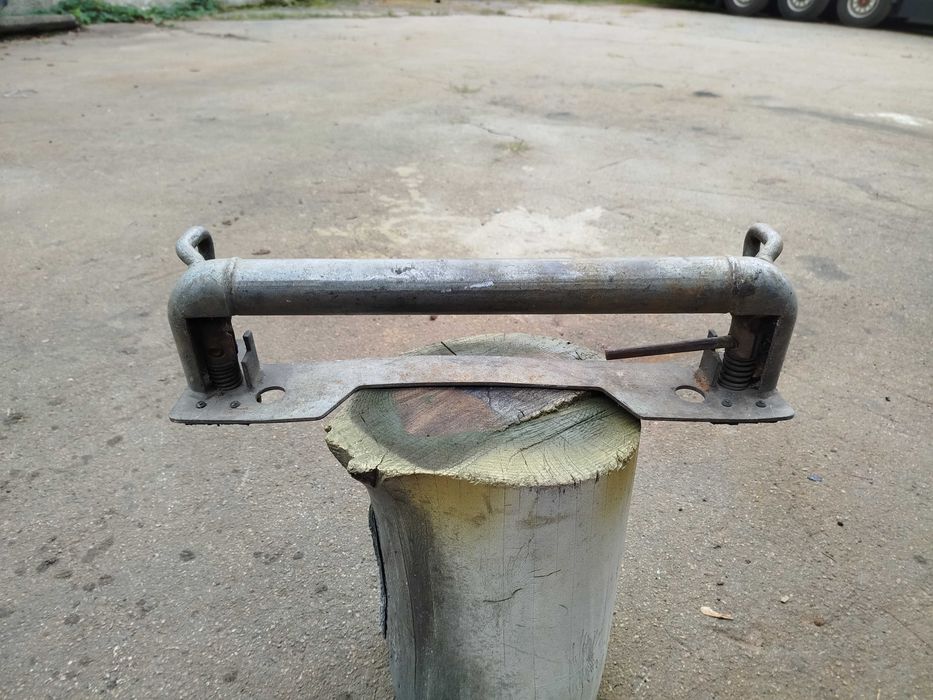 Упор під колеса автовоз