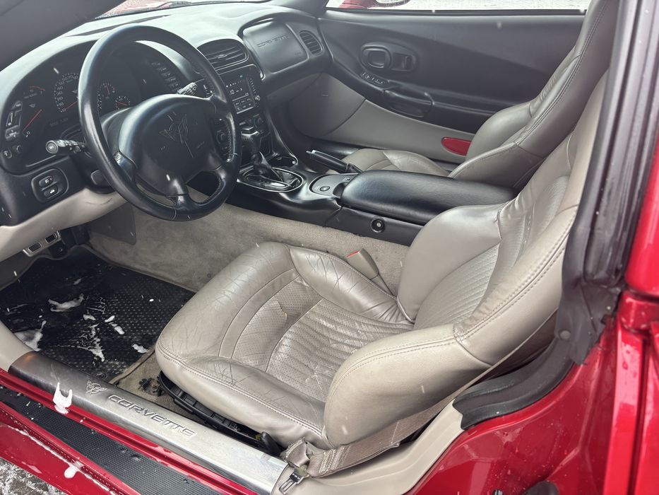 Corvette C5  2004r  5.7 355km zam