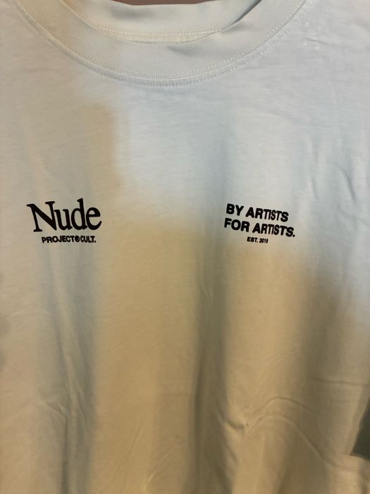 T-Shirt Nude Project