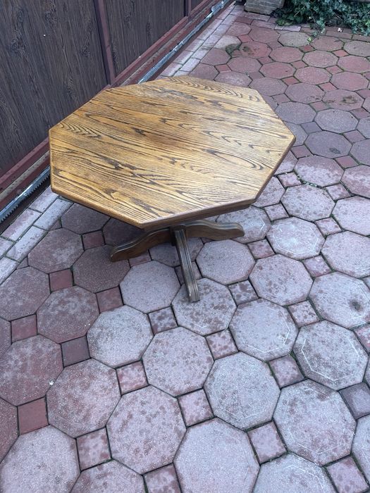 Столик журнальний, дубовий