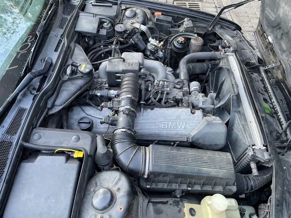 BMW 7 Series 1991 VIN WBAGA81080DA21700 фото оголошення 7 з 16