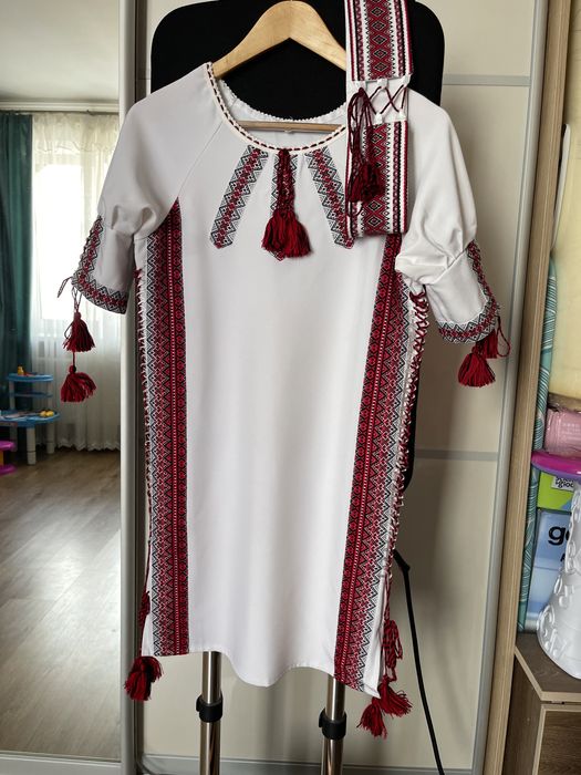 Вишите плаття