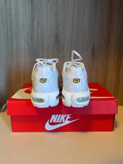 Nike Air Max TN Plus Biały r.37,5