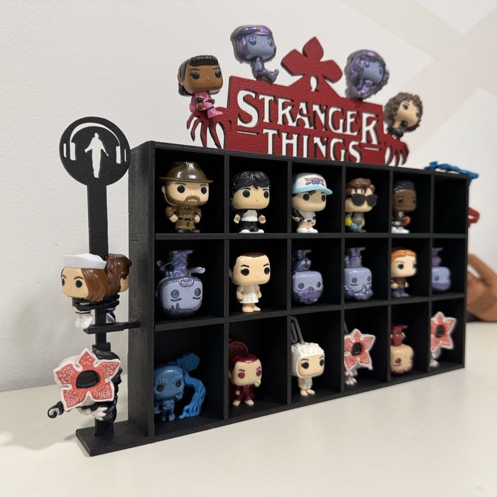 Kinder Joy / Funko Pop Stranger Things (Колекція 23/24 + Поличка)