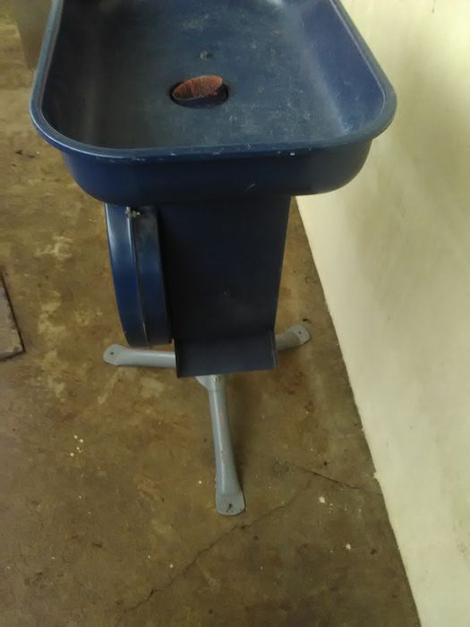 Descarolador de milho, como novo