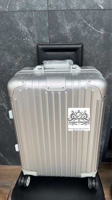 Чемодан Rimowa ручная кладь.Мои живые фото. Купить чемодан римова ручная кладь , средний или большой .