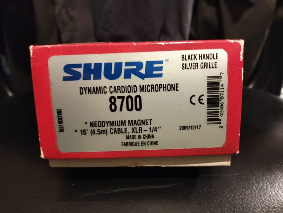 Microfone dinâmico cardióide Shure 8700. Como novo