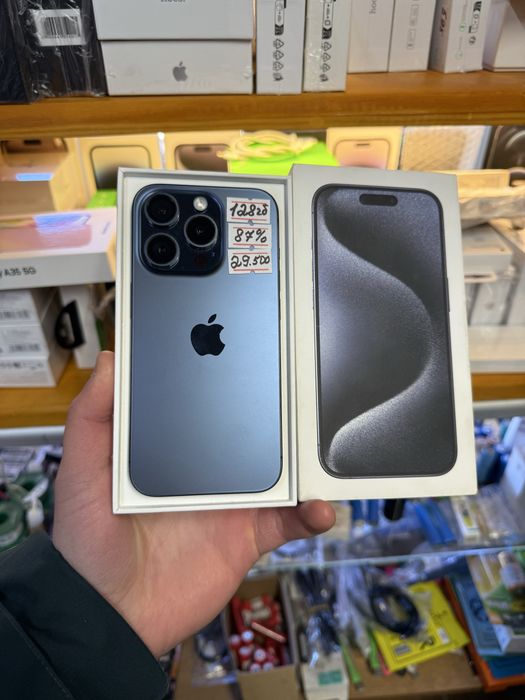 Продам Iphone 15 Pro 128 GB Black Titanium 87% АКБ