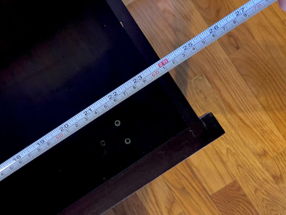 Mesa com tampo em madeira