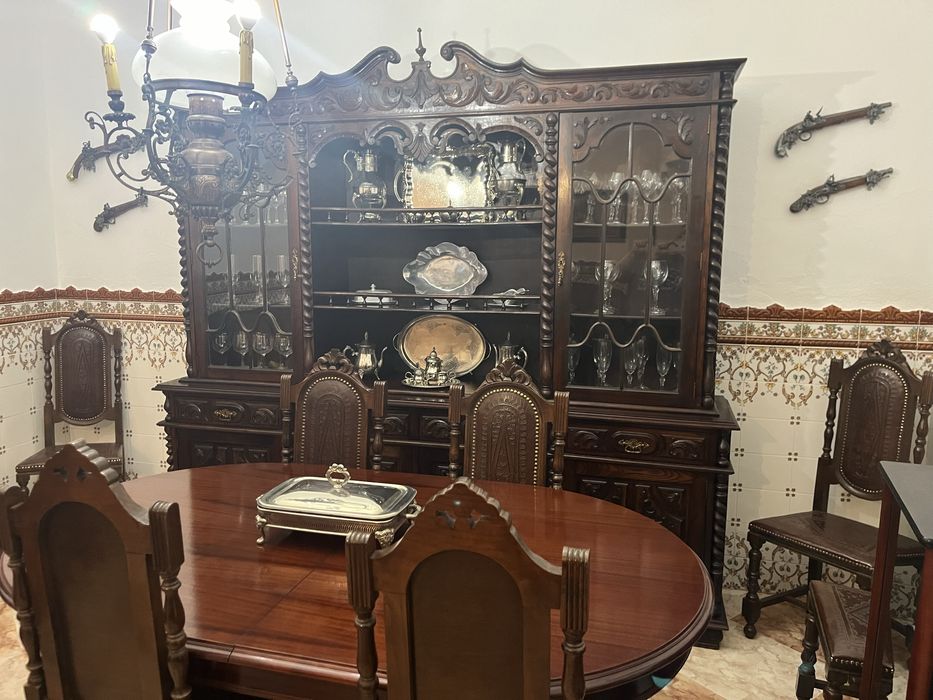 Sala de jantar completa