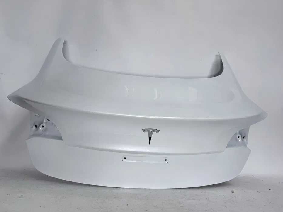 Кришка багажника Tesla Model 3 рестайл PPSW