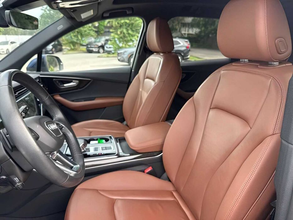 Audi Q7 quattro Premium 45 TFSI      2023