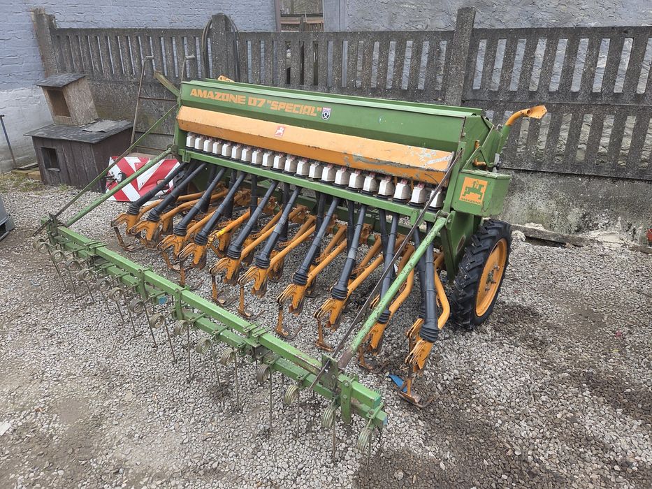 Siewnik zbożowy AMAZONE D7 Special 2.5m.