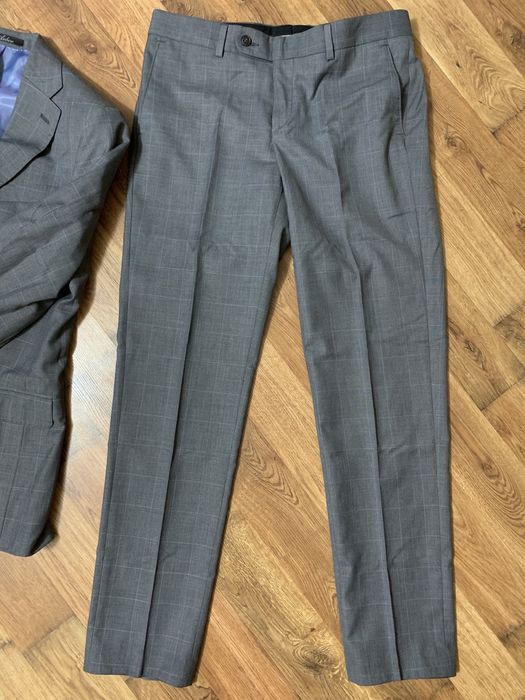 Чоловічий костюм arber