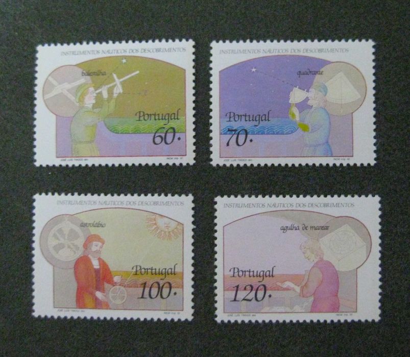Série nº 2074/77 – Instrumentos Náuticos dos Descobrimentos (1º grupo)