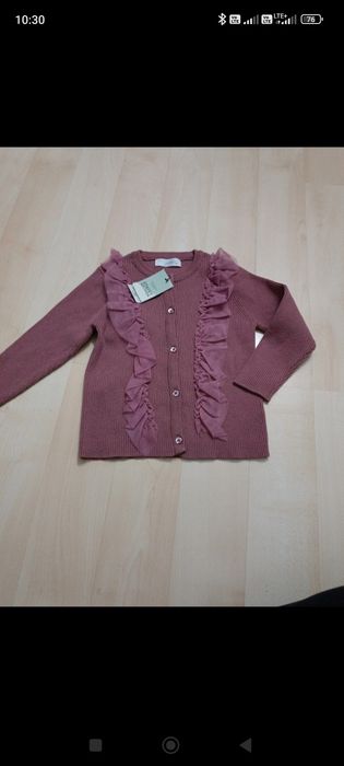 Sweterek na zapinanie