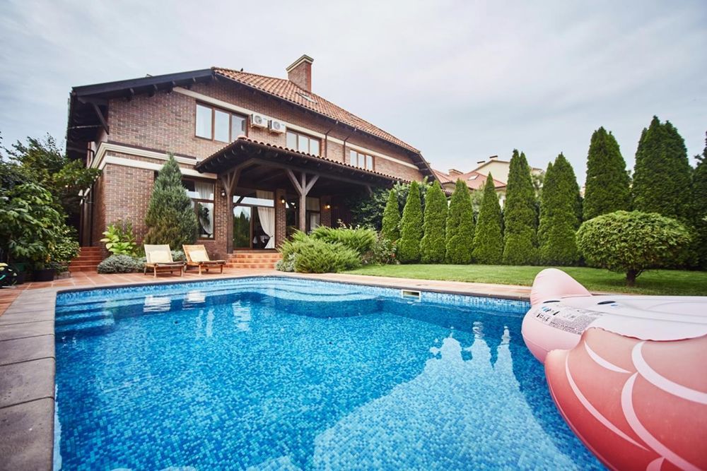 Роскошный дом в Совиньоне