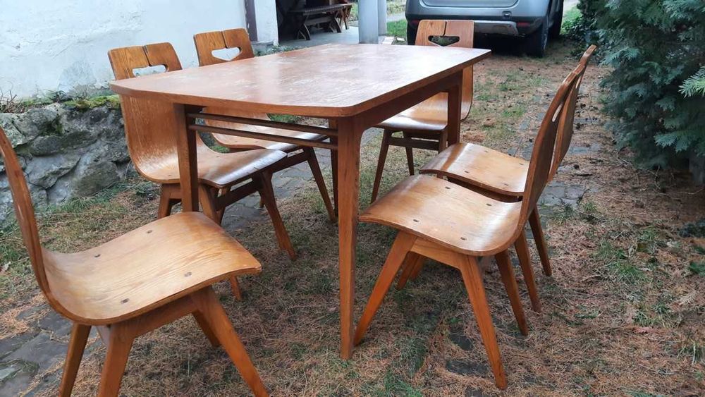Rajmund Hałas stół i 6 krzeseł, stół Hałasa, krzesła, PRL