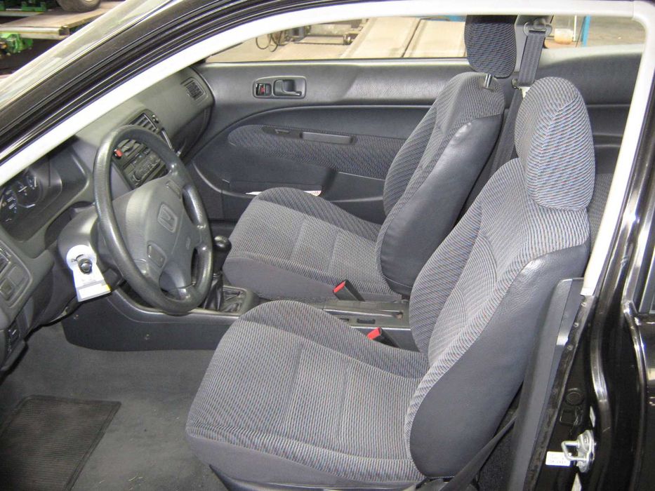 Honda Civic 1.4i  3 portas C/ AC