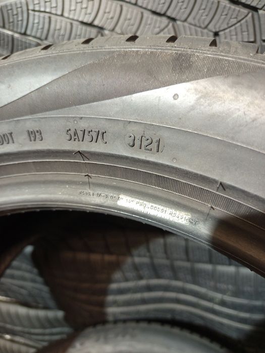 255/45R19 Pirelli Scorpion