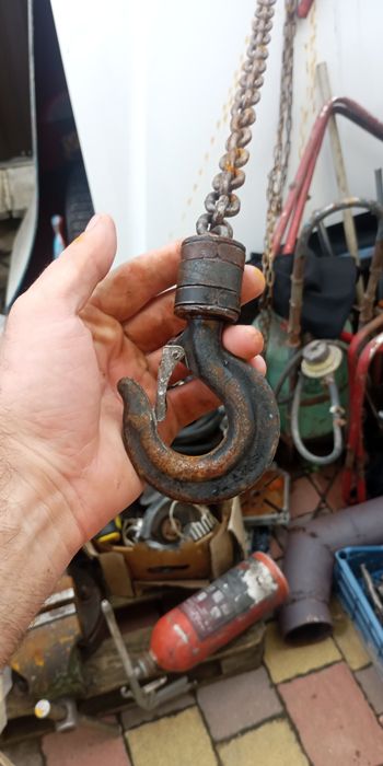 Продам інструмент для гаража кранбалка на 1 т