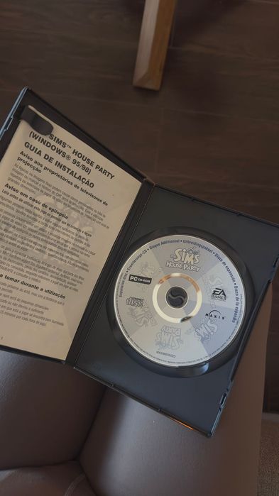 The Sims House Party Expansion Pack PC