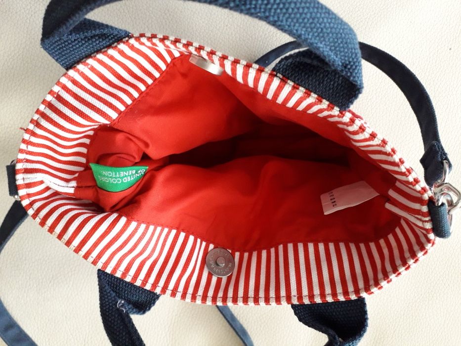 Bolsa tiracolo lancheira BENETTON