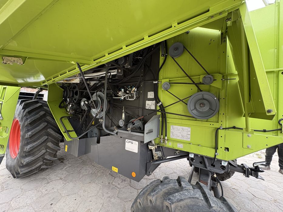 Claas Avero 160