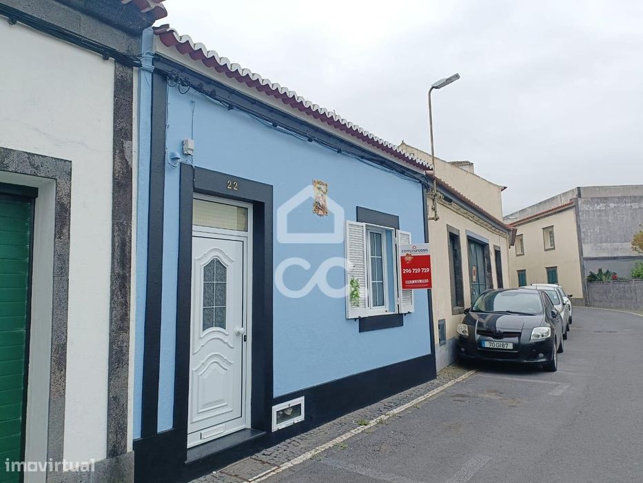 Moradia com 2 Quartos - Matriz - Ribeira Grande
