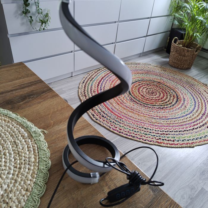 Lampka LED USB trzy kolory swiatla