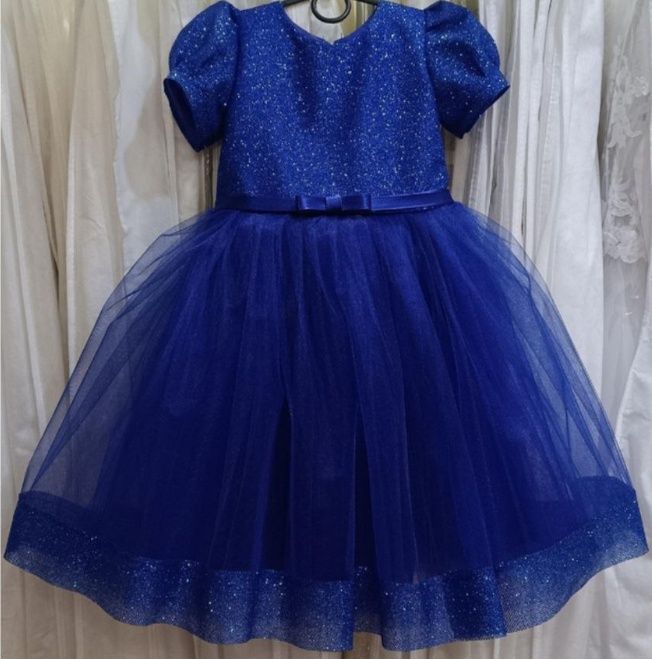 Сукня 122-128 на випускний в садочок святкова красива вишукана