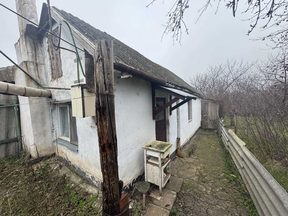 Продаю домик в Р. Урочище возле реки ост.АТБ и1