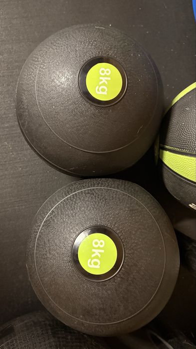 Duas slam balls de 8 kg cada novas