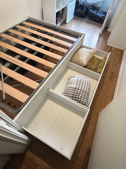 Cama 140xx200 +estrado