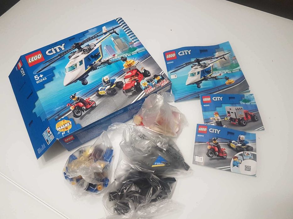 LEGO CITY Pościg helikopterem policyjnym 60243