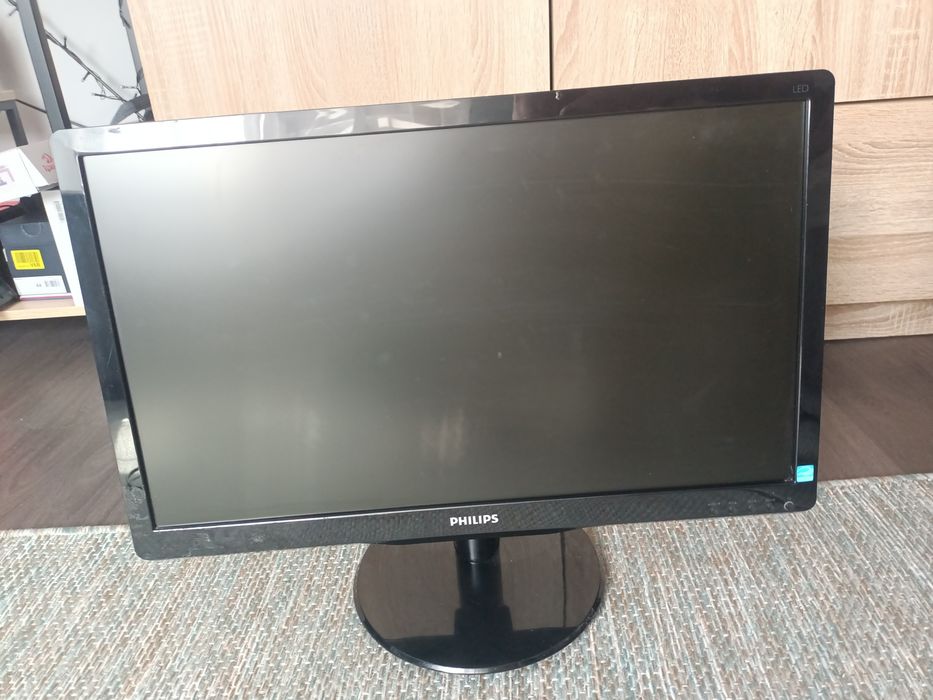 Monitory Philips i LG